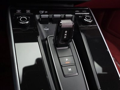 PORSCHE 911 - 9