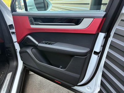2023 Porsche CAYENNE 缩略图 17
