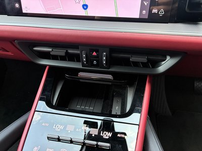 2023 Porsche CAYENNE 缩略图 32