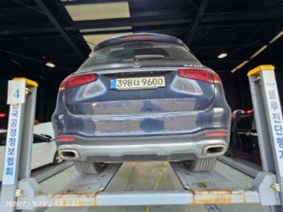 MERCEDES-BENZ GLS - 3