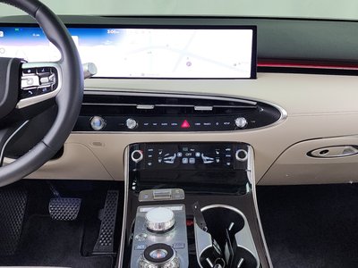 2024 Genesis GV70 thumbnail 20