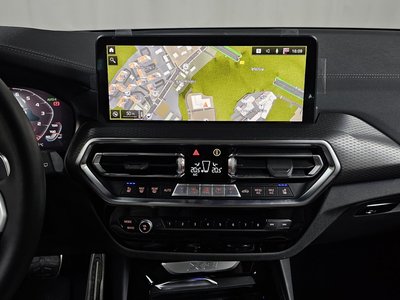 2024 BMW X3 thumbnail 18