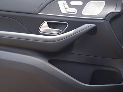 صورة 7 لـ 2025 Mercedes-BENZ GLE