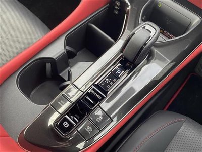 TOYOTA CROWN SPORT - 8