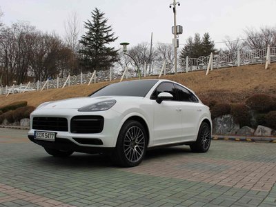 PORSCHE CAYENNE - 4