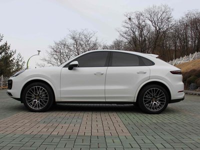 PORSCHE CAYENNE - 2