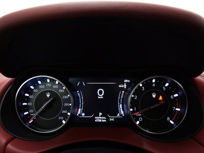 صورة مصغرة 13 لـ 2022 Maserati LEVANTE