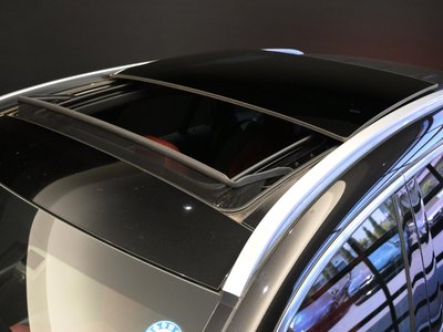 MERCEDES-BENZ GLC - 9
