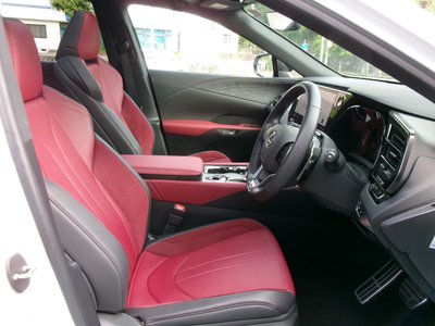 صورة مصغرة 27 لـ 2023 Lexus RX