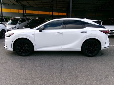 صورة مصغرة 12 لـ 2023 Lexus RX