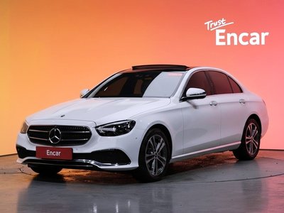 MERCEDES-BENZ E-CLASS - 1