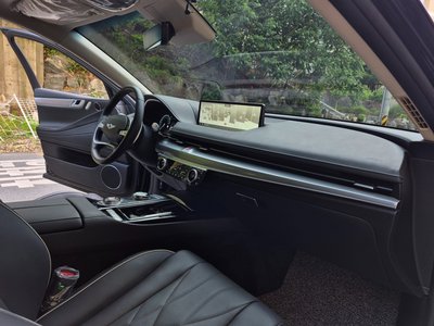 2023 Genesis G80 (RG3) thumbnail 13