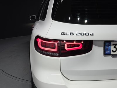 صورة 10 لـ 2022 Mercedes-BENZ GLB