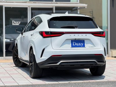صورة 8 لـ 2024 Lexus NX