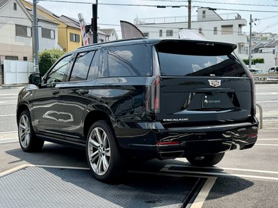 صورة 9 لـ 2026 Cadillac ESCALADE