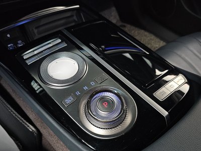 GENESIS G80 (RG3) - 9