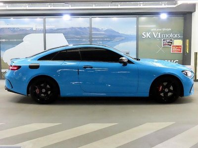 MERCEDES-BENZ E-CLASS - 2