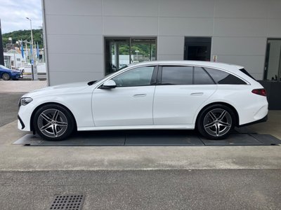 MERCEDES-BENZ E-CLASS - 3
