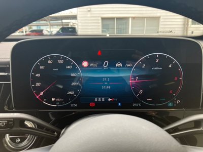 MERCEDES-BENZ E-CLASS - 7