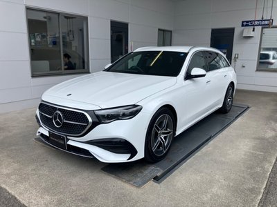 MERCEDES-BENZ E-CLASS - 1