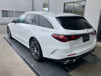 MERCEDES-BENZ E-CLASS - 4