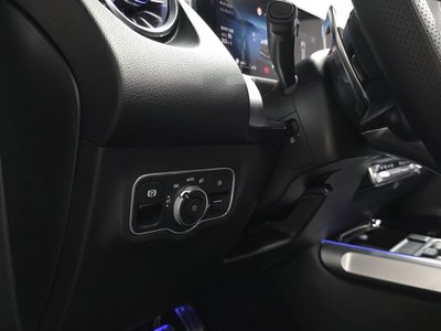 2025 Mercedes-BENZ GLB 缩略图 28