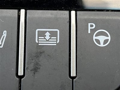 LEXUS LS 2021 thumbnail 13