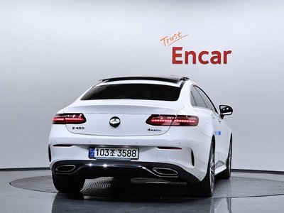 MERCEDES-BENZ E-CLASS - 3