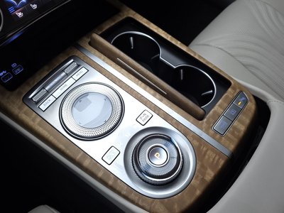 GENESIS G80 (RG3) - 9