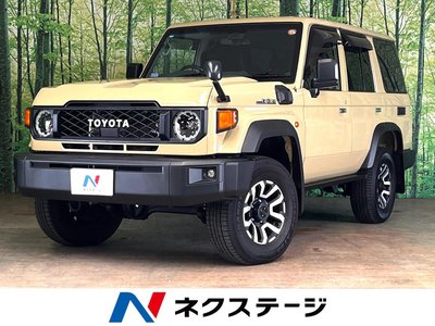 TOYOTA LAND CRUISER 70 - 1