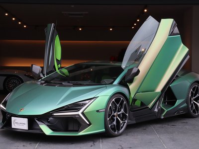 LAMBORGHINI REVUELTO - 1