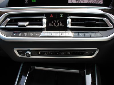 صورة مصغرة 60 لـ 2021 BMW X5