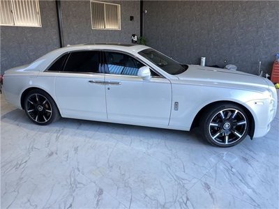 ROLLS-ROYCE GHOST - 4