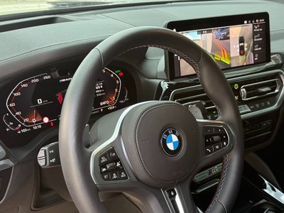 2025 BMW X4 thumbnail 18