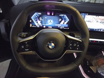 2025 BMW X3 缩略图 16