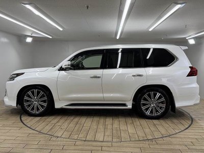 2016 Lexus LX — миниатюра 17