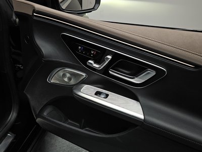 صورة مصغرة 14 لـ 2023 Mercedes-BENZ EQE