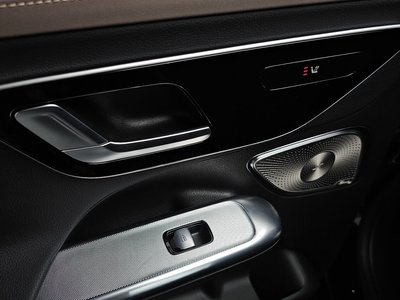 صورة مصغرة 37 لـ 2023 Mercedes-BENZ EQE
