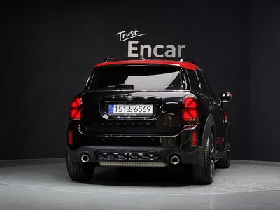 MINI COUNTRYMAN - 4
