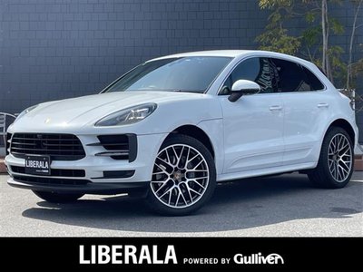 PORSCHE MACAN - 1