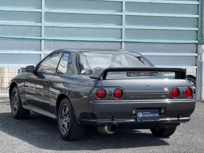 NISSAN SKYLINE GT-R - 4