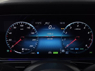 MERCEDES-BENZ E-CLASS - 8