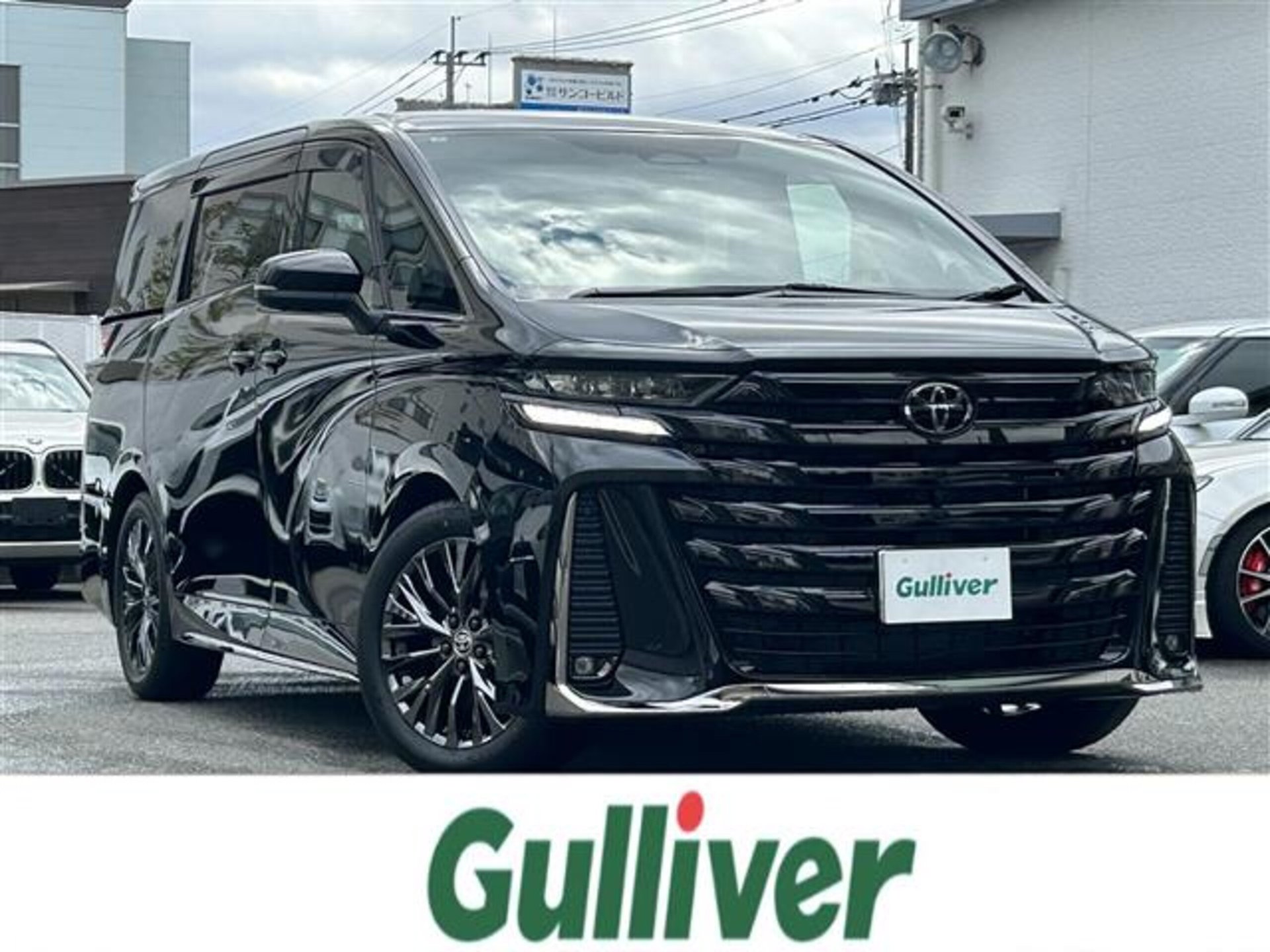 TOYOTA VELLFIRE - View 1