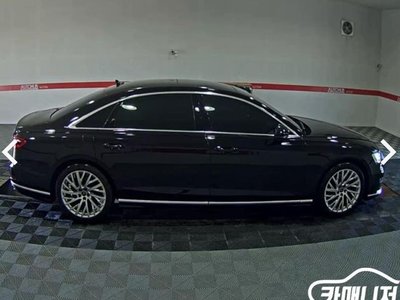 2021 AUDI A8 照片 2