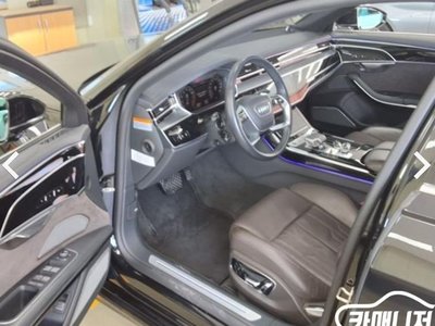 2021 AUDI A8 照片 4