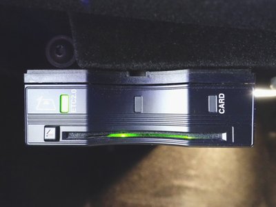 MERCEDES-BENZ E-CLASS - 10