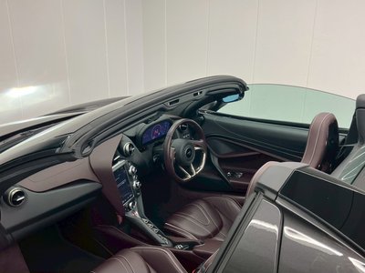 صورة 3 لـ 2020 Mclaren 720S SPIDER