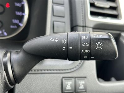 TOYOTA GRAND ACE - 10