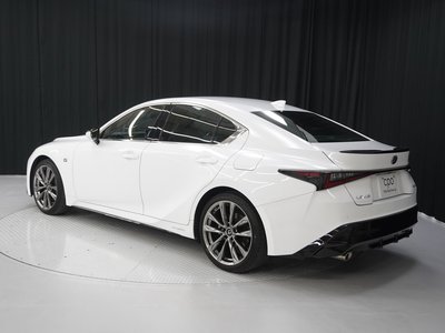 LEXUS IS - 4