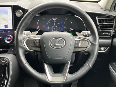 صورة مصغرة 14 لـ 2022 Lexus NX